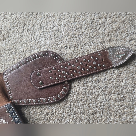Montana West Brown and Silver Embellished Belt - Picture 4 of 6